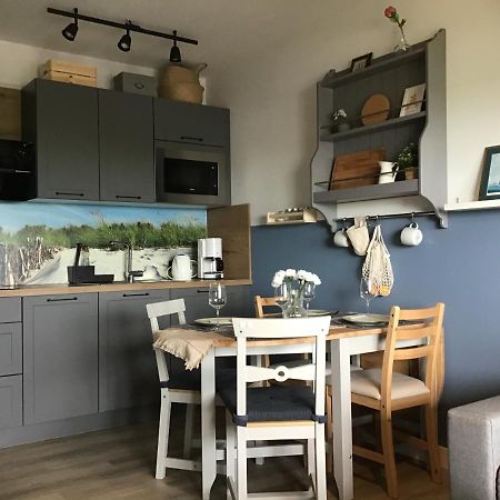 Liebevoll Eingerichtete Ferienwohnung Luettje Koje Dornum Kültér fotó