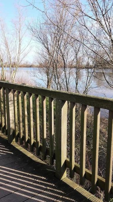 Liebevoll Eingerichtete Ferienwohnung Luettje Koje Dornum Kültér fotó